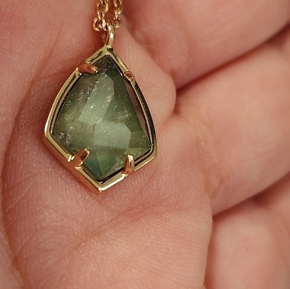 NWOT Kendra Scott Pendant - Picture 4 of 6